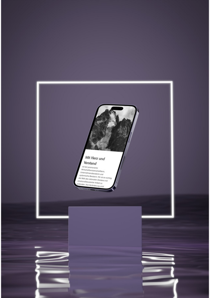 Mockup einer Webseite mit Bergen auf einem Smartphone